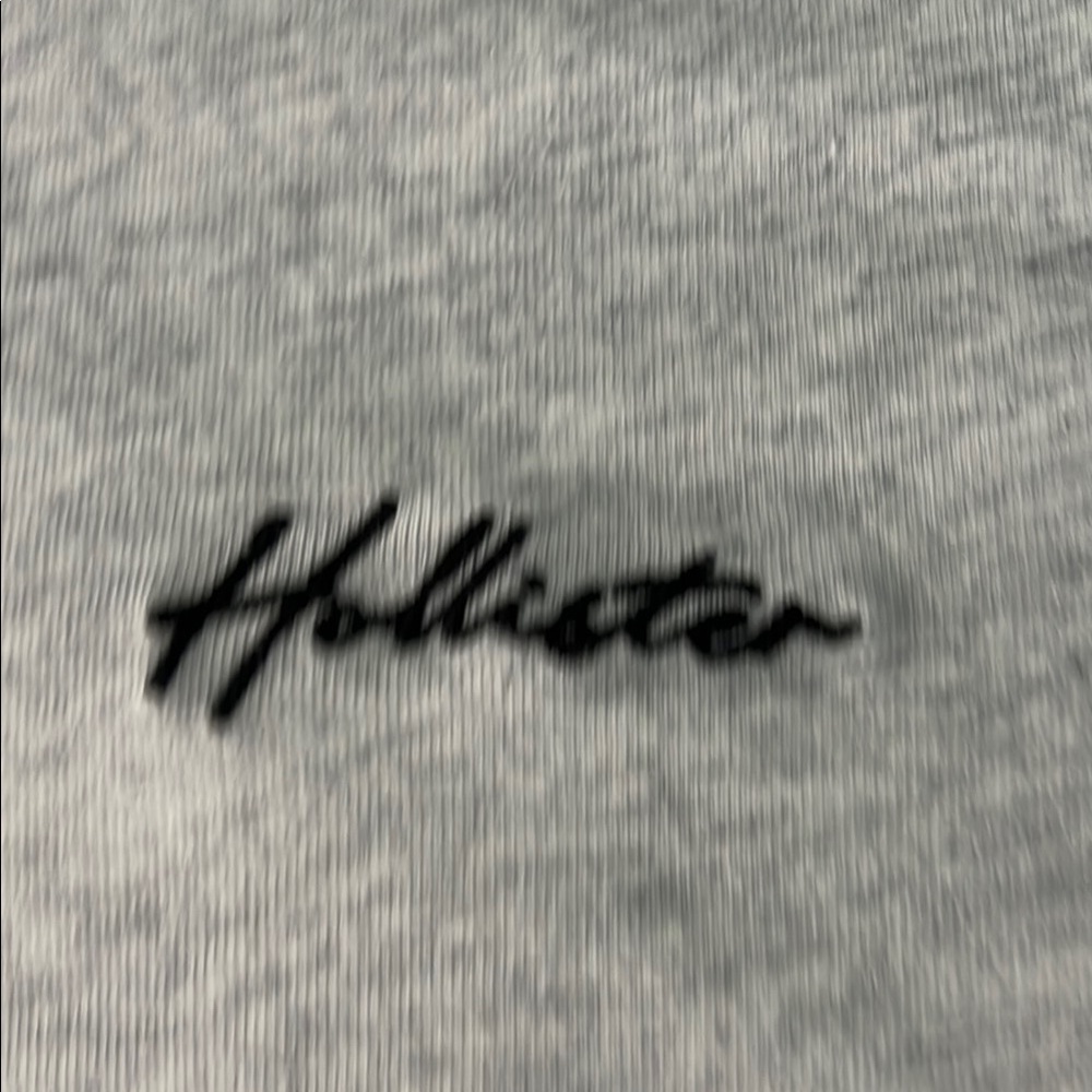 Hollister Gray Short Sleeve Tees Classic Crew Neck - Picture 2 of 4